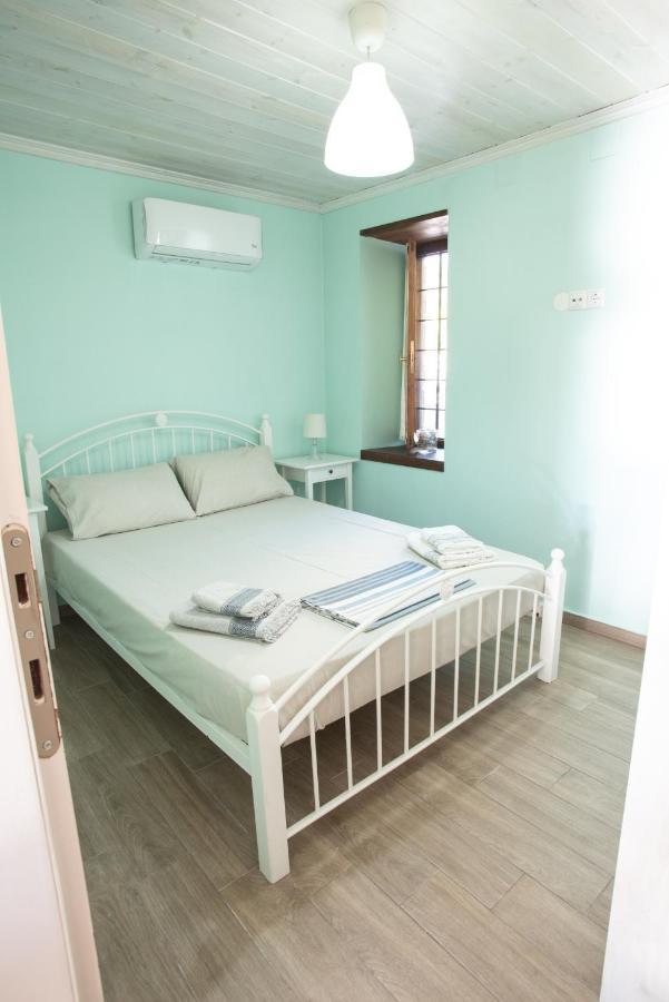 Villa ¨Με Θέα Το Ηλιοβασίλεμα¨ Áfissos Exterior foto